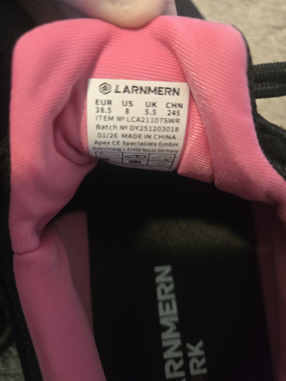 LARNMERN Black Pink Slip Resistant Work Shoes US 8